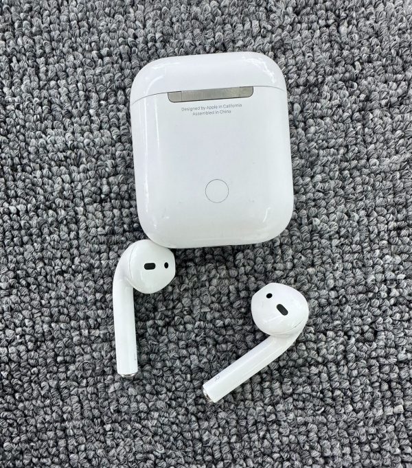 Used Rank A Apple AirPods 2 with Charging Case - White A2031+A2032 2nd Gen - Image 7