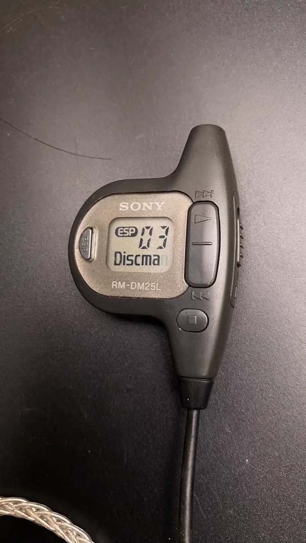 Used SONY RMDM25L Genuine OEM Original Remote Control for Discman D-365 D-475 D-465 D-777
