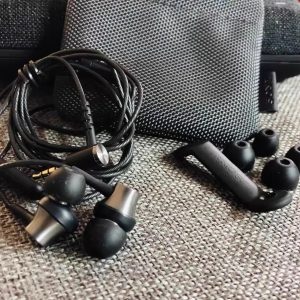 Sony MDR-EX650AP In-Ear Headphones Brass Housing w/ Mic Remote Smartphone Silver