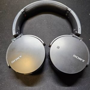 Sony MDR-XB650BT/B Extra Bass Bluetooth NFC Wireless Headphones - Black (Renewed)