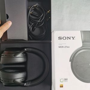 Sony MDR-Z7M2 Hi-Res Stereo Overhead Headphones Headphone (MDRZ7M2) Black