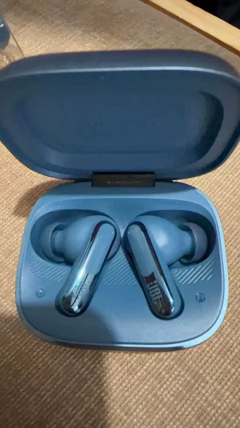 JBL Live Beam 3 - True Wireless Noise-Cancelling Stick-Closed Earbuds, 48Hrs Total Playback, Wireless Charging, 6 Mics for Perfect Calls, Multi-Point Connection, IP55 Waterproof and dustproof (Blue)
